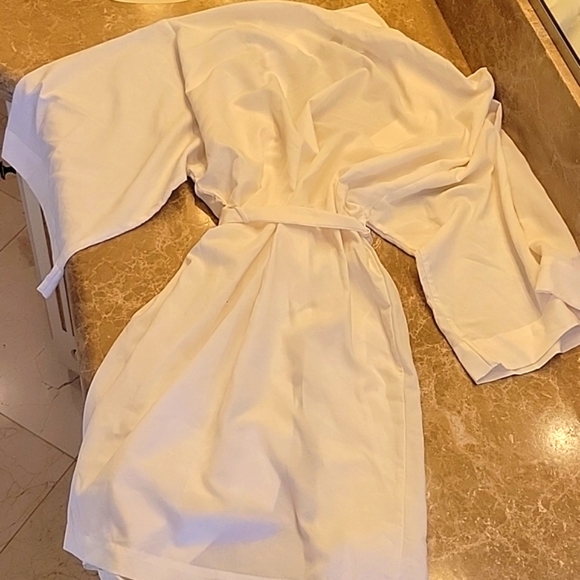 Val Mode Lingerie Floral Embroidered Robe , Sz S - Picture 10 of 16